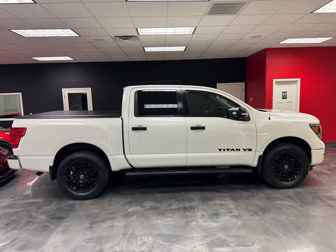 Nissan Titan 4x4 Crew Cab SL 2018