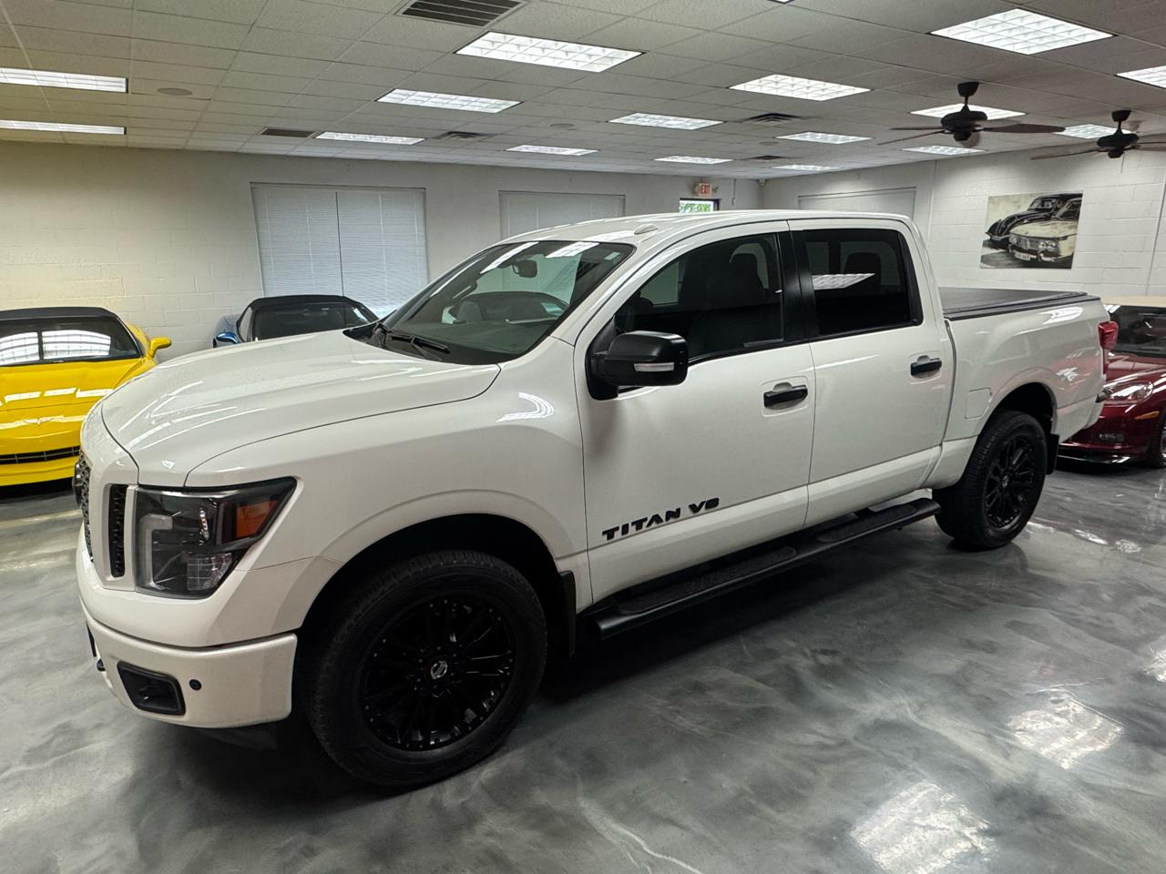 Nissan Titan 4x4 Crew Cab SL 2018