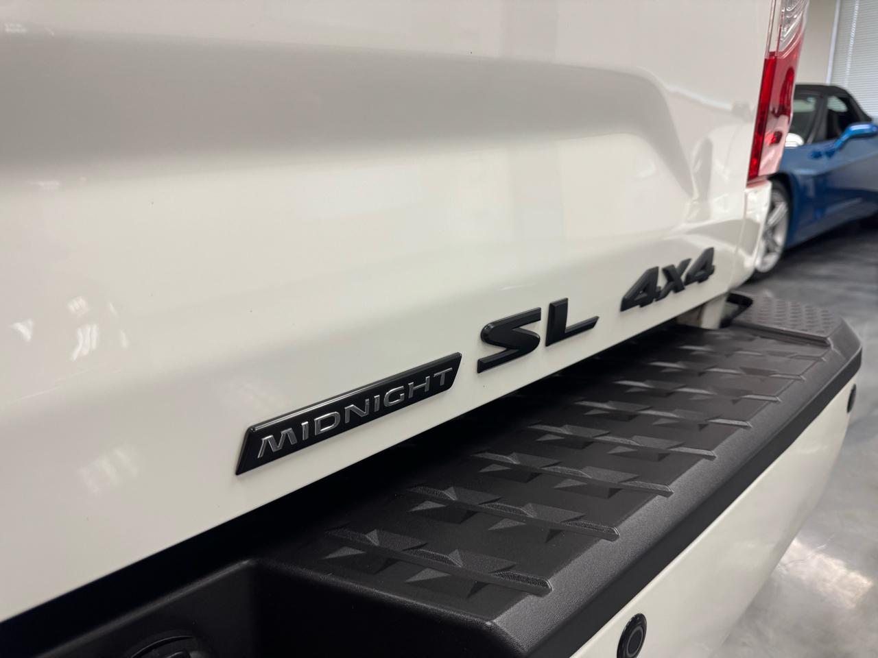 Nissan Titan 4x4 Crew Cab SL 2018