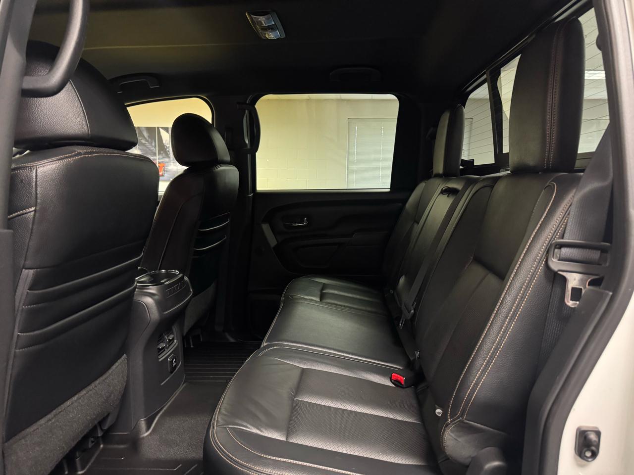 Nissan Titan 4x4 Crew Cab SL 2018