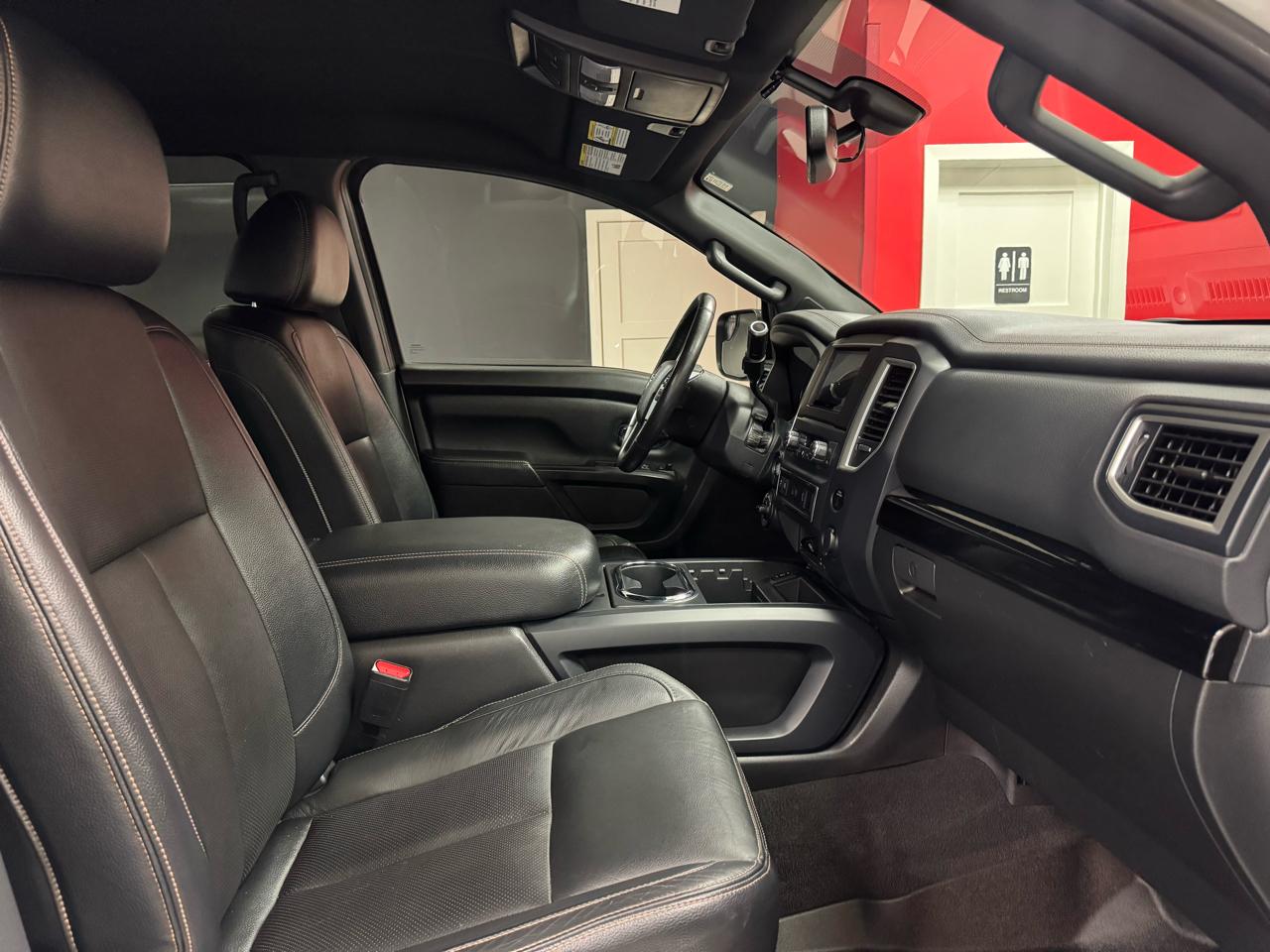 Nissan Titan 4x4 Crew Cab SL 2018