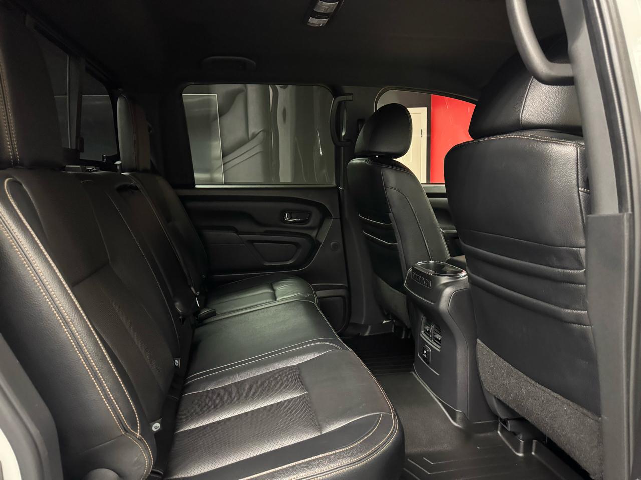 Nissan Titan 4x4 Crew Cab SL 2018