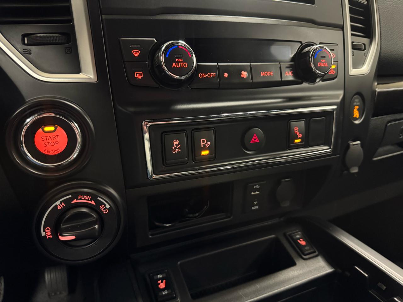 Nissan Titan 4x4 Crew Cab SL 2018