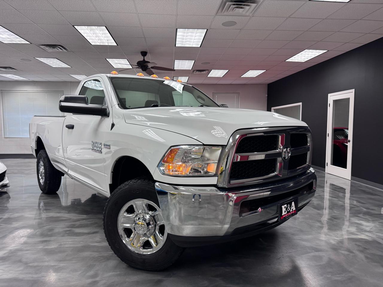 RAM 2500 Tradesman 4x4 Reg Cab 8' Box 2017