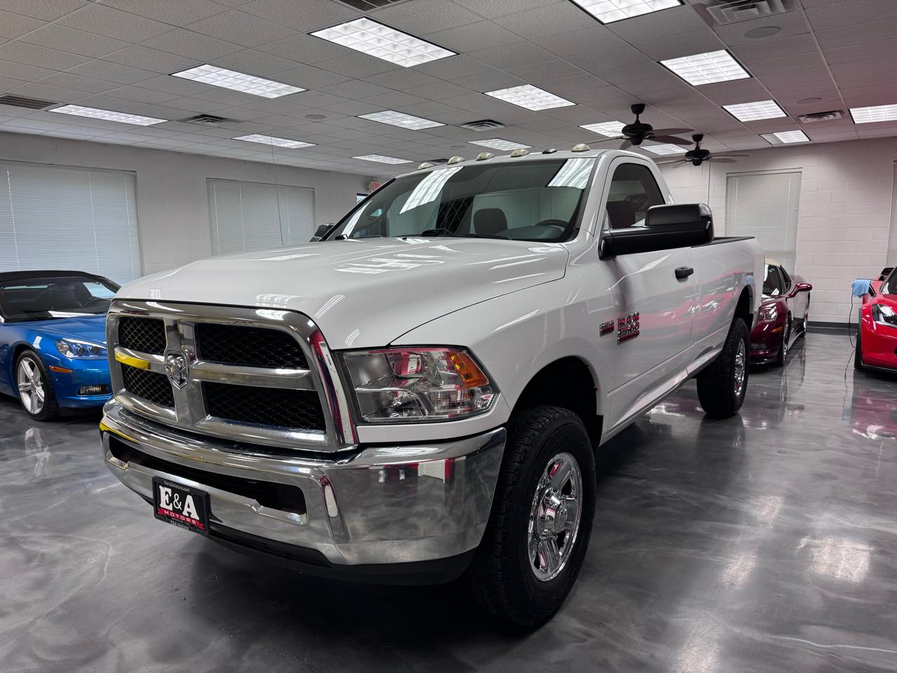 RAM 2500 Tradesman 4x4 Reg Cab 8' Box 2017