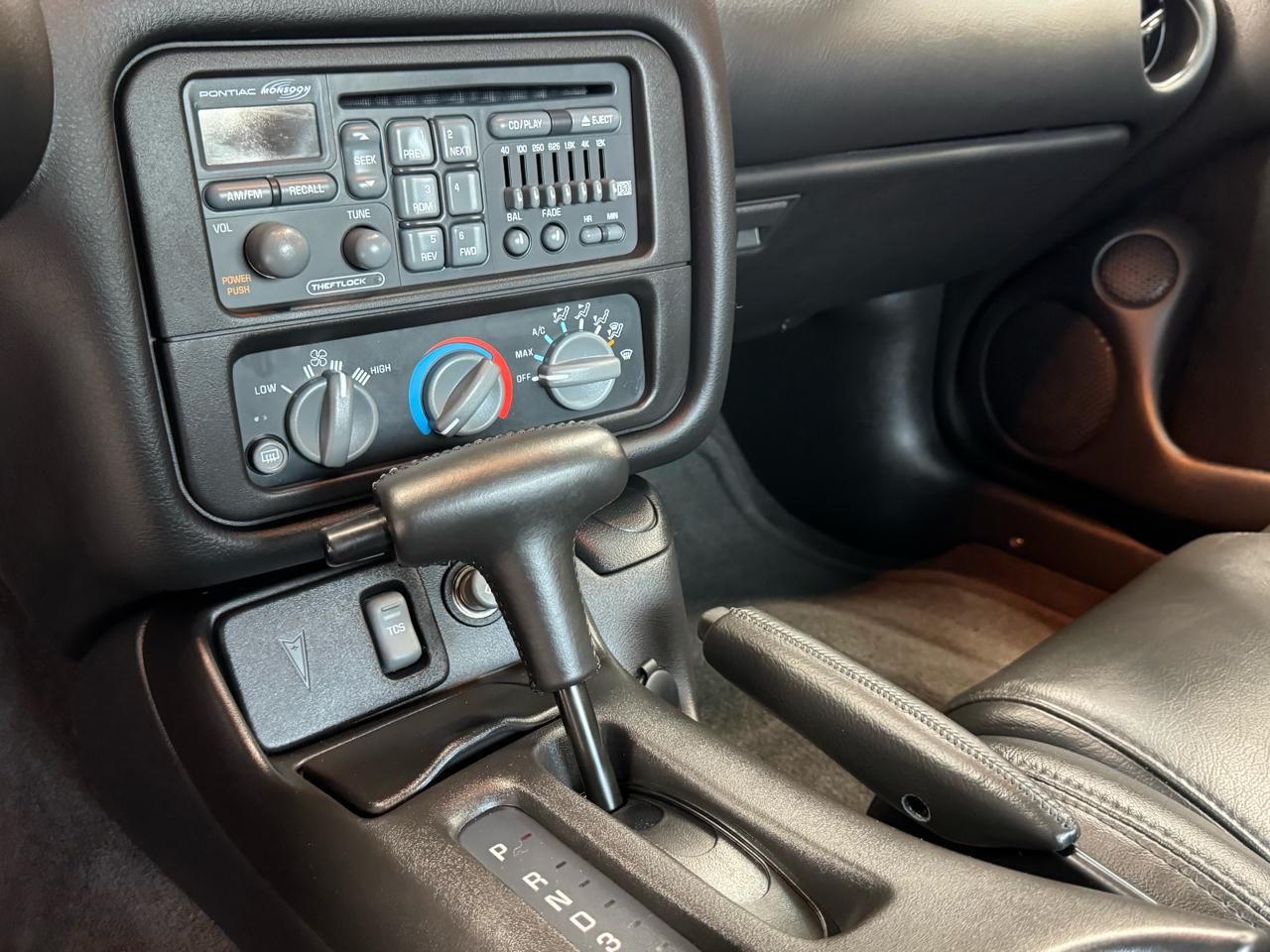 Pontiac Firebird Trans Am WS6 2002