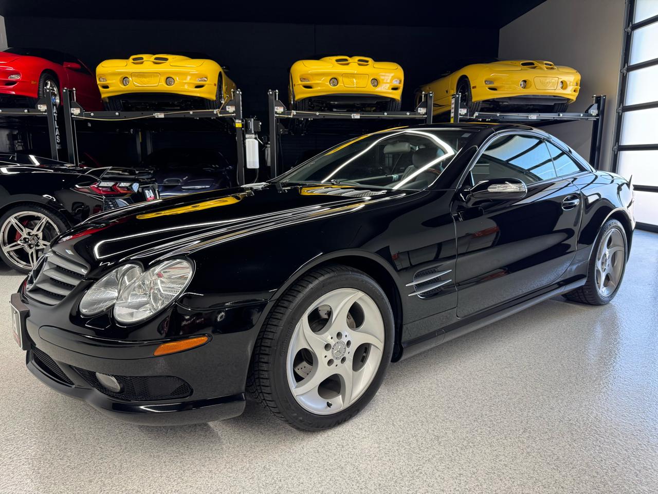 Mercedes-Benz SL-Class 2dr Roadster 5.0L 2004