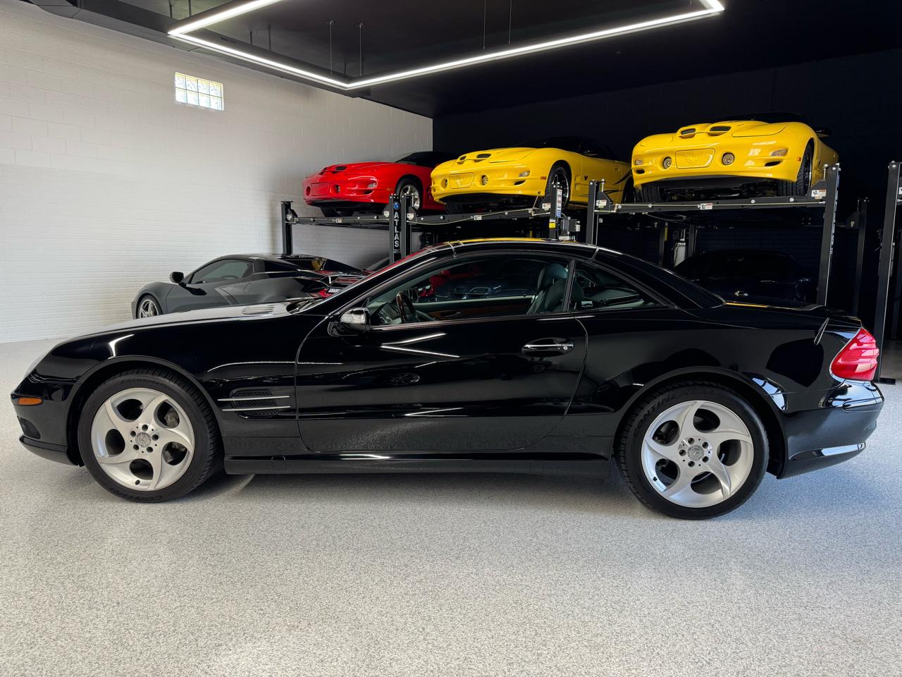 Mercedes-Benz SL-Class 2dr Roadster 5.0L 2004