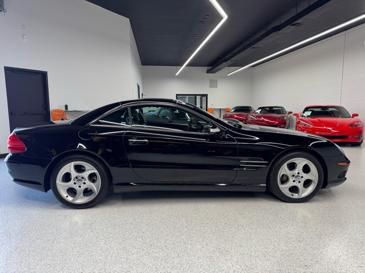 Mercedes-Benz SL-Class 2dr Roadster 5.0L 2004