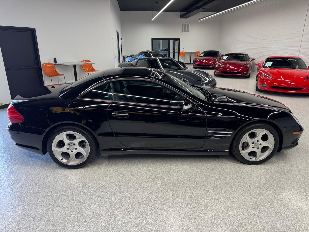 Mercedes-Benz SL-Class 2dr Roadster 5.0L 2004