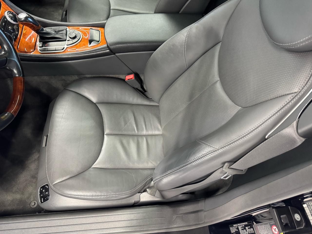 Mercedes-Benz SL-Class 2dr Roadster 5.0L 2004
