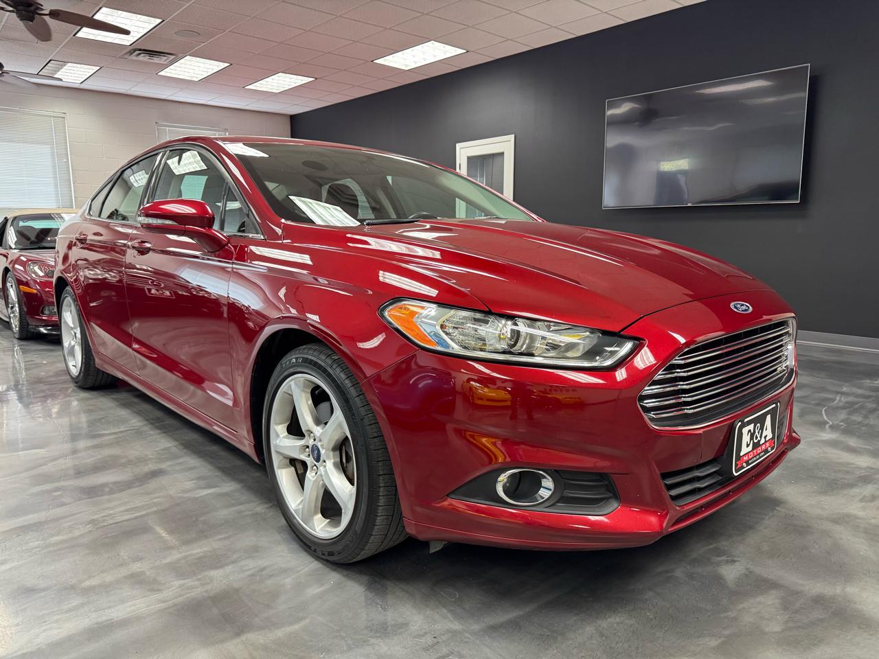 Ford Fusion SE 2016