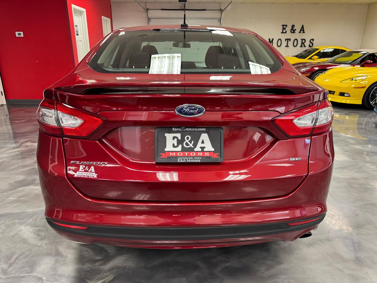 Ford Fusion SE 2016