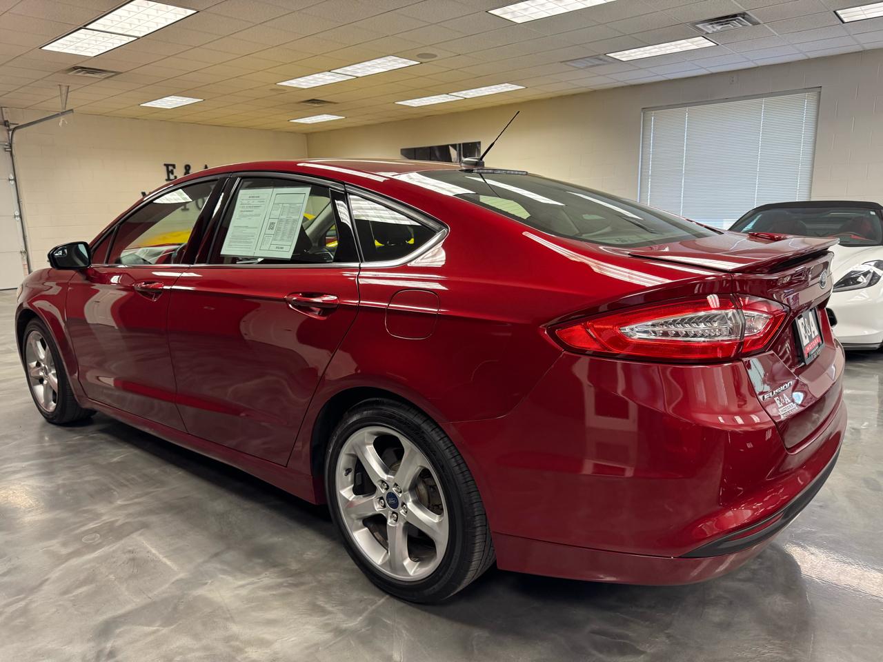 Ford Fusion SE 2016