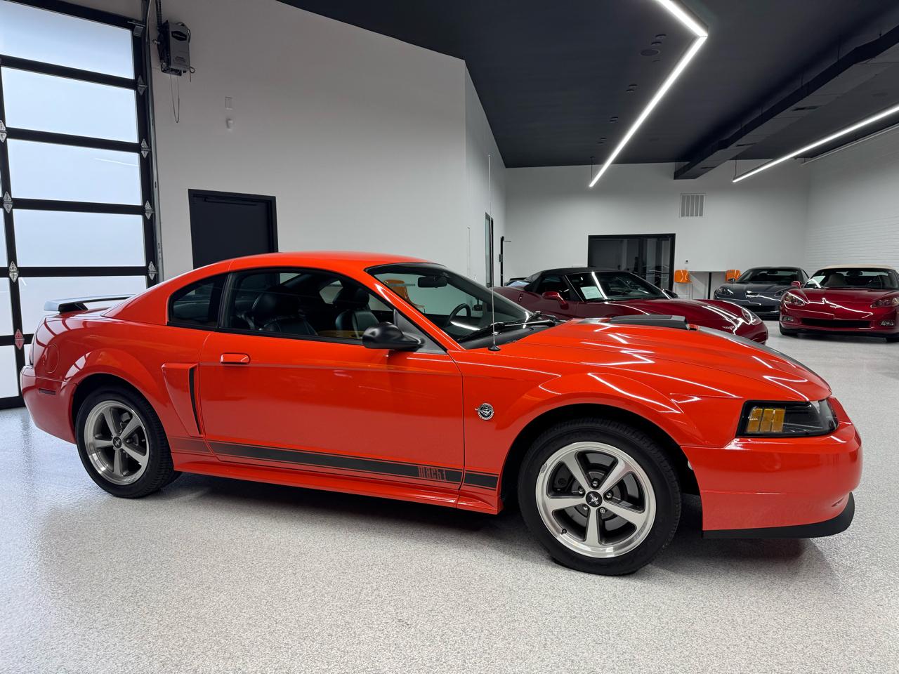Ford Mustang  2004