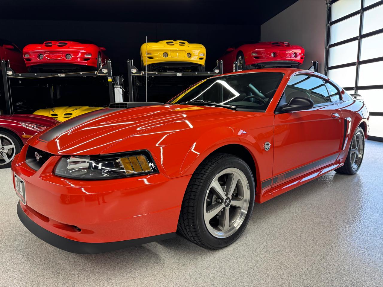 Ford Mustang  2004