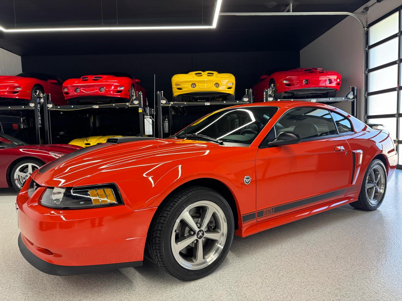 Ford Mustang  2004