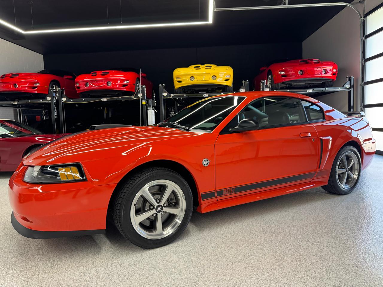 Ford Mustang  2004