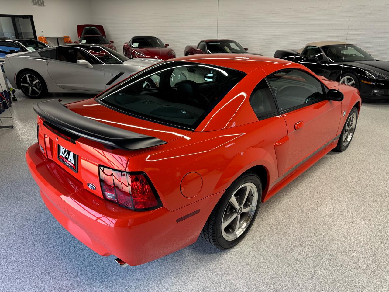 Ford Mustang  2004