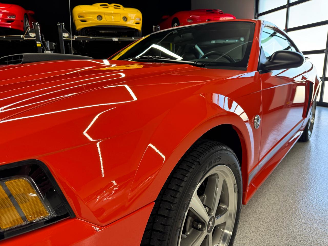 Ford Mustang  2004