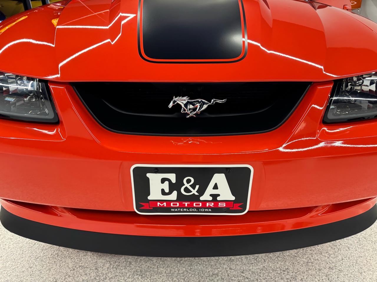 Ford Mustang  2004
