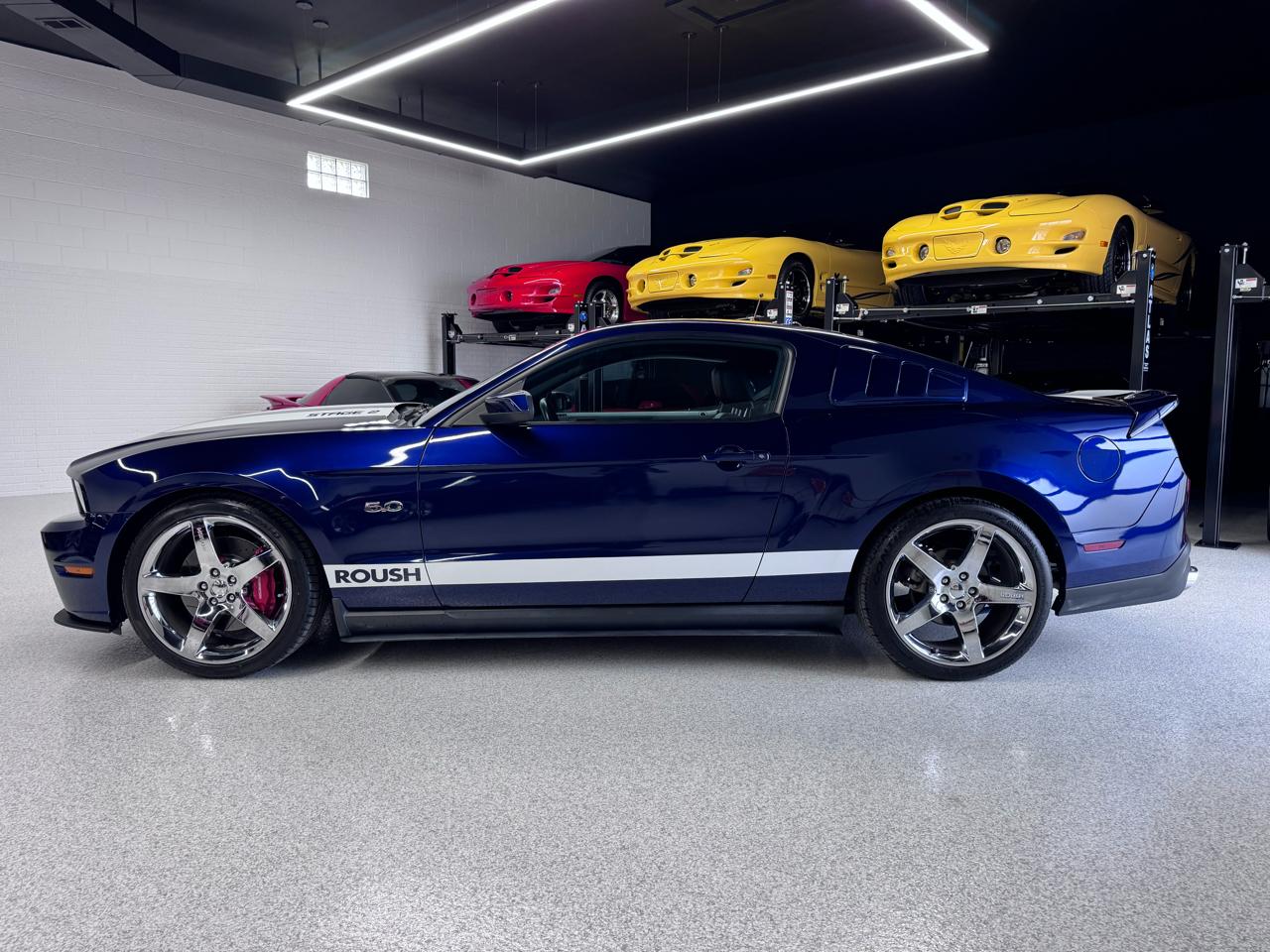 Ford Mustang  2011