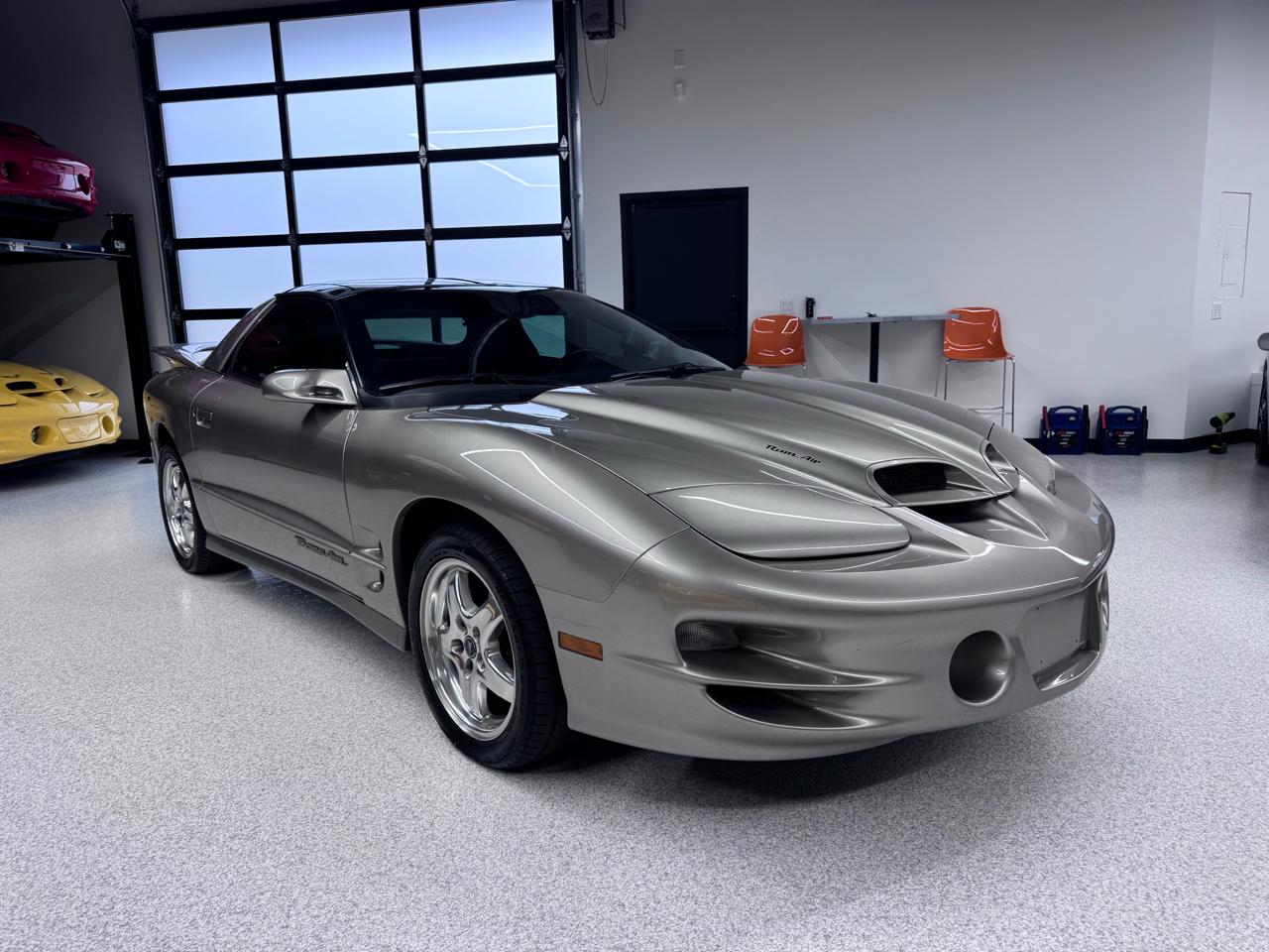 Pontiac Firebird Trans Am WS6 2001