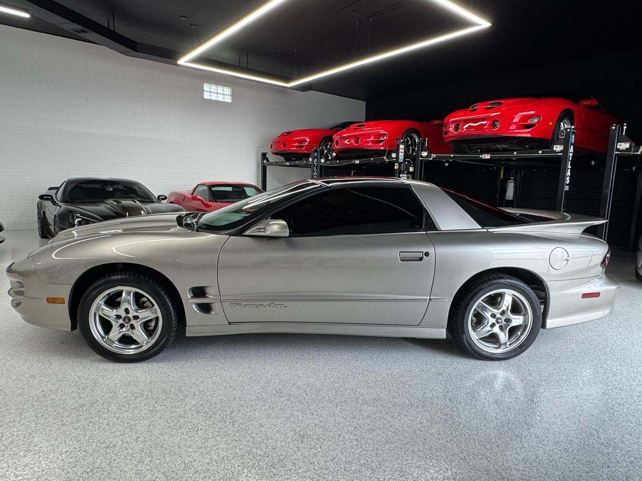 Pontiac Firebird Trans Am WS6 2001