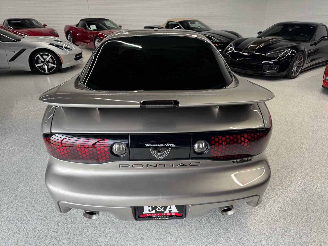 Pontiac Firebird Trans Am WS6 2001