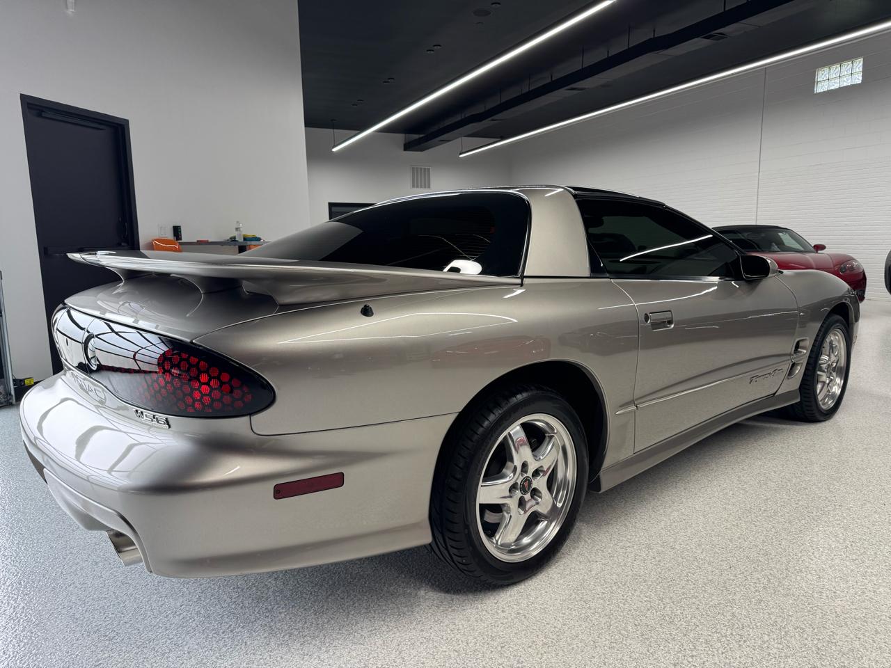 Pontiac Firebird Trans Am WS6 2001