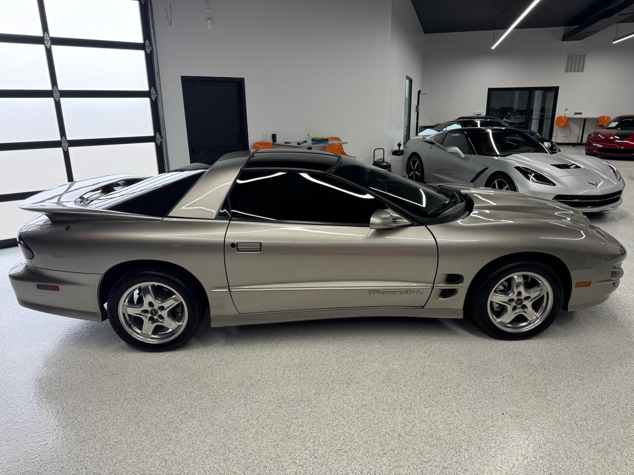 Pontiac Firebird Trans Am WS6 2001
