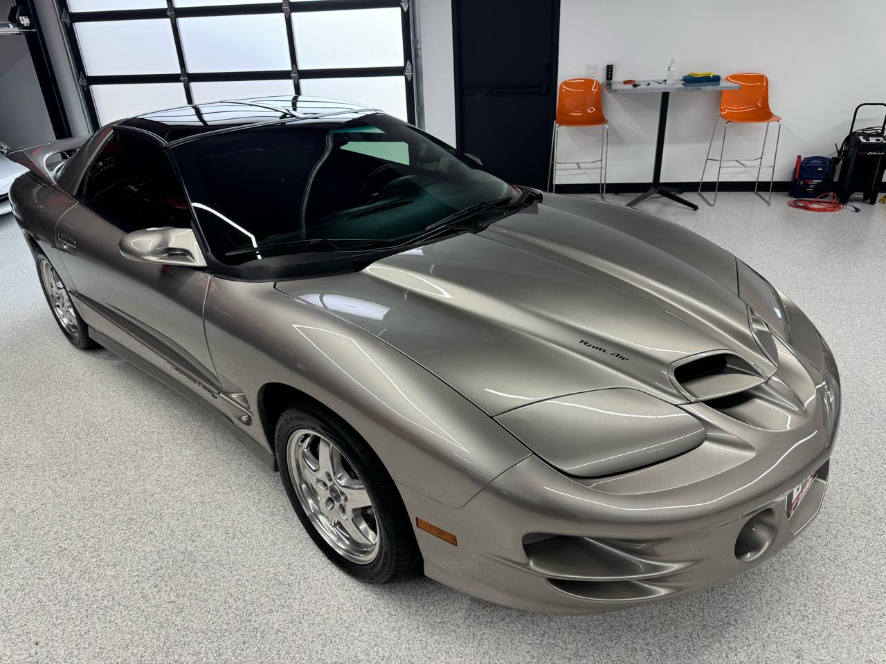 Pontiac Firebird Trans Am WS6 2001