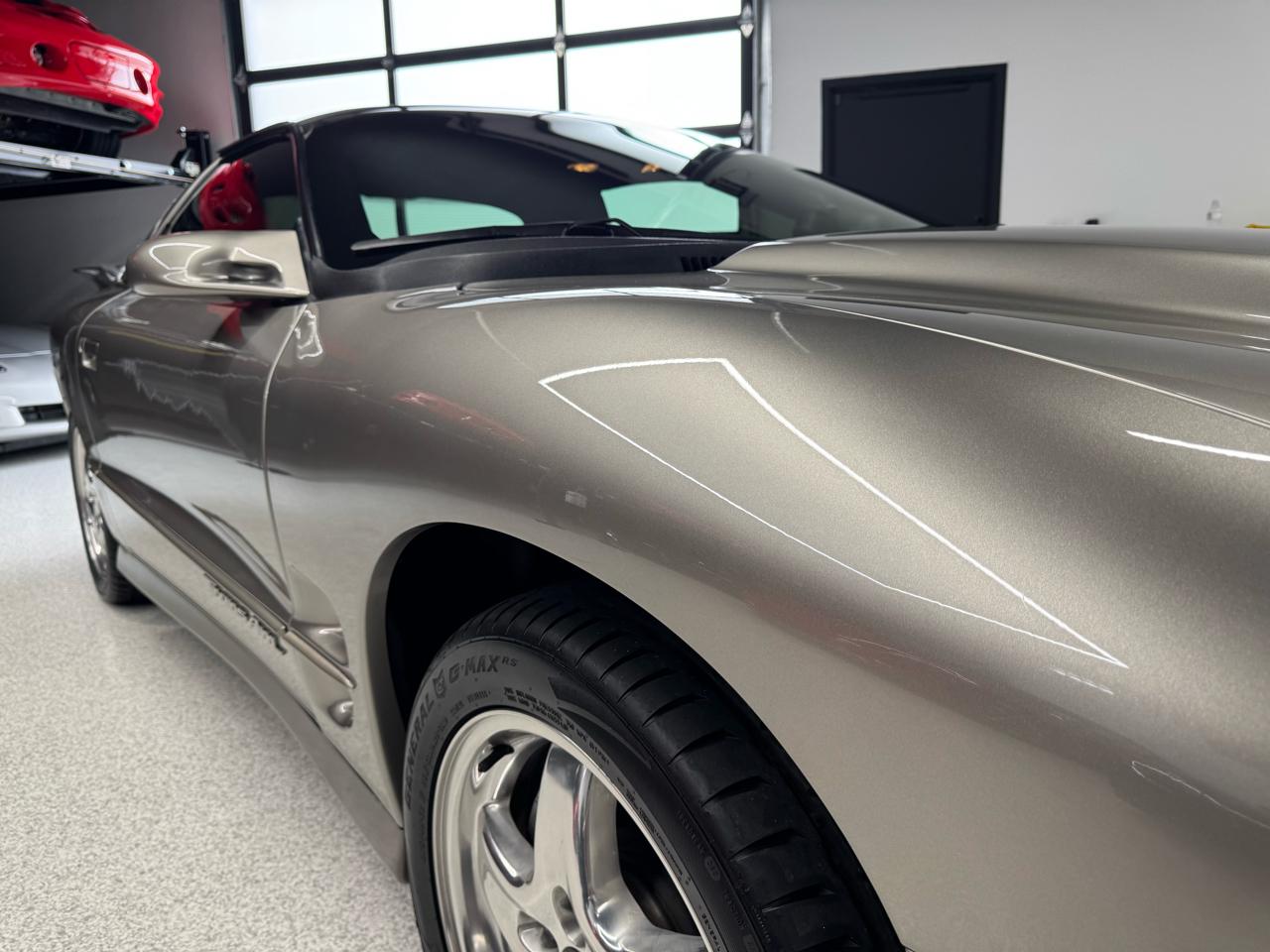 Pontiac Firebird Trans Am WS6 2001