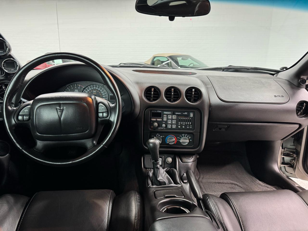 Pontiac Firebird Trans Am WS6 2001