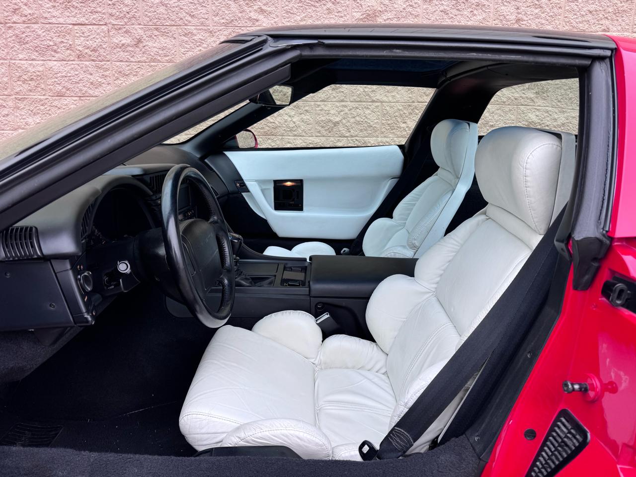 Chevrolet Corvette 2dr Coupe Hatchback 1992