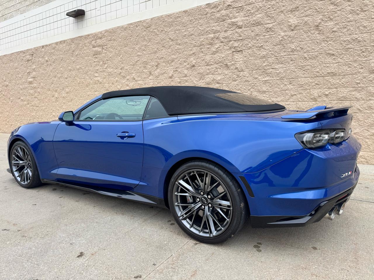 Chevrolet Camaro  2023