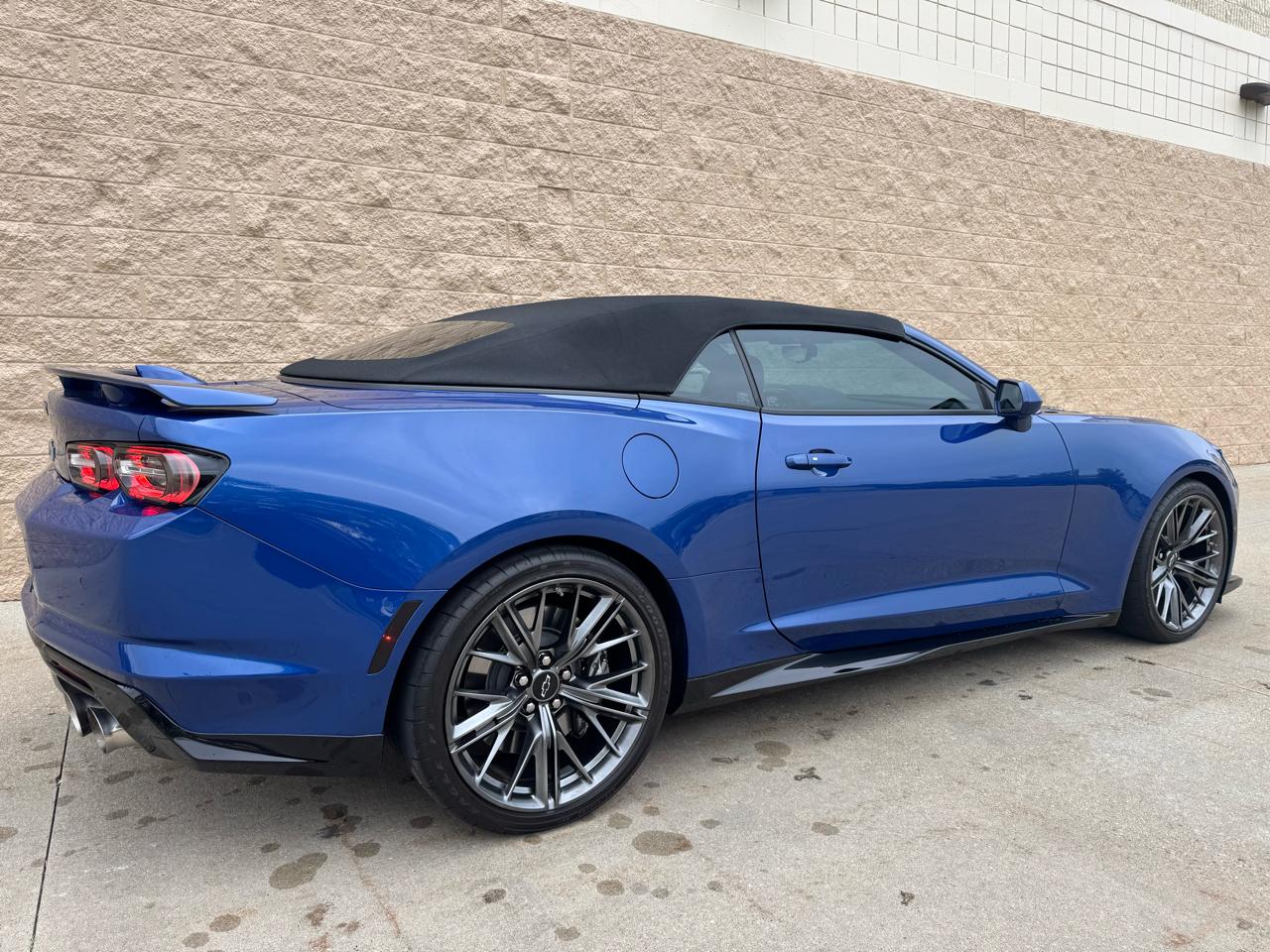 Chevrolet Camaro  2023