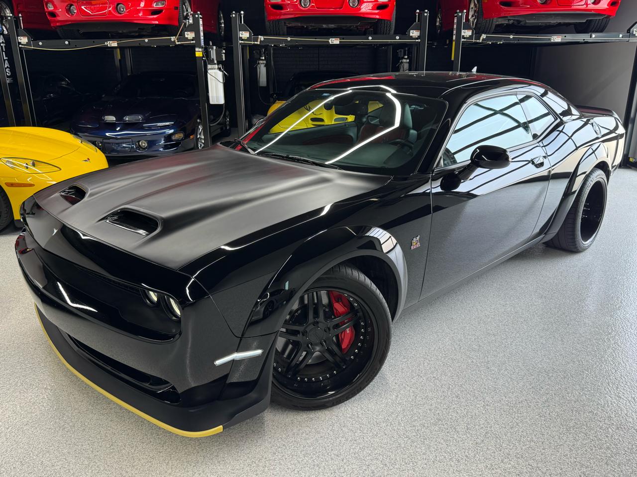 Dodge Challenger R/T Scat Pack Widebody RWD 2020