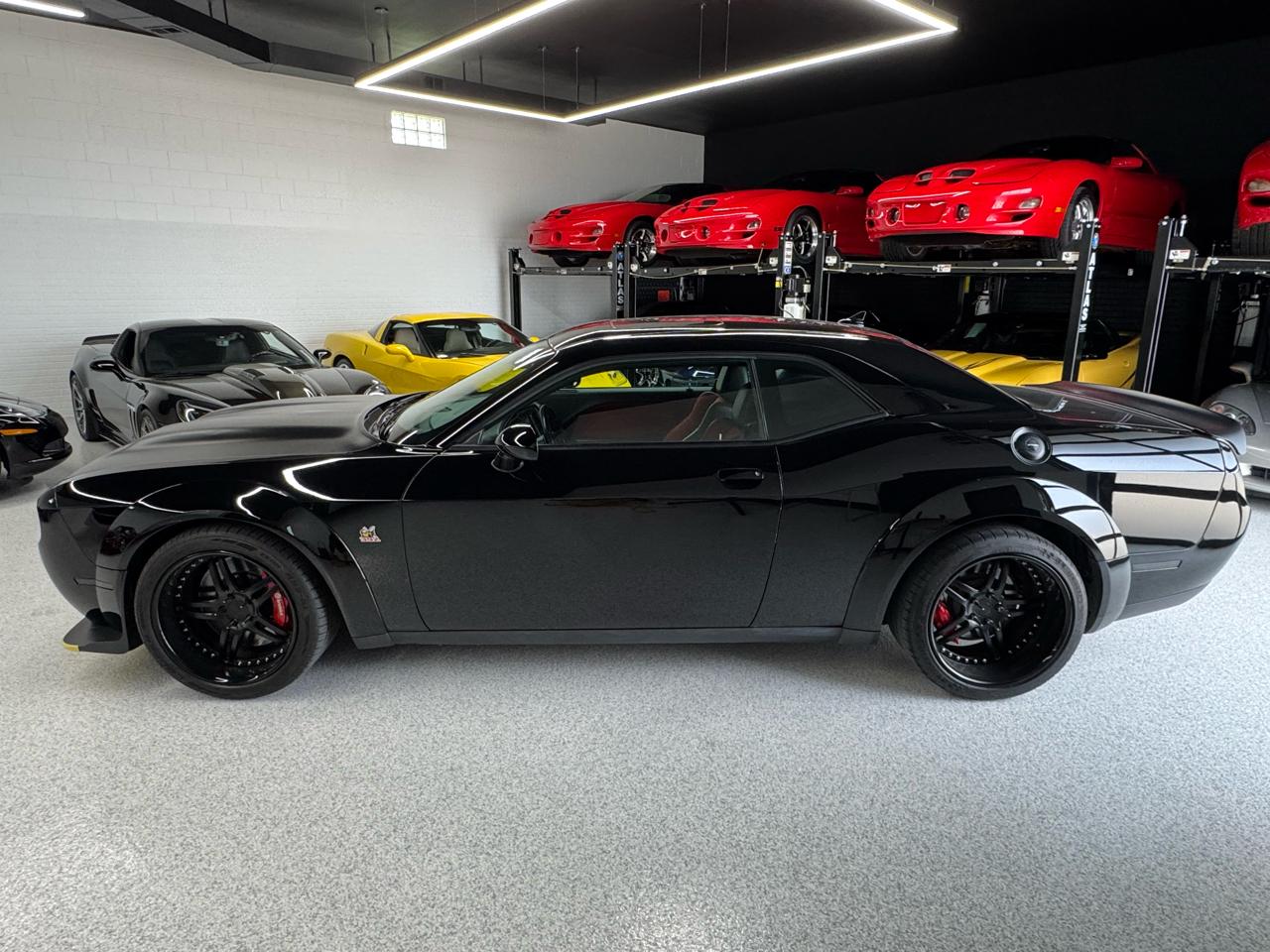 Dodge Challenger R/T Scat Pack Widebody RWD 2020