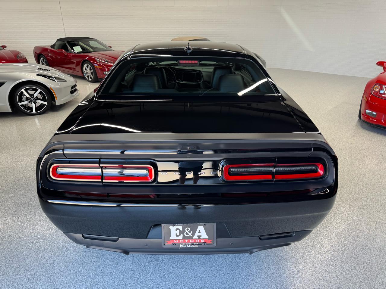 Dodge Challenger  2020