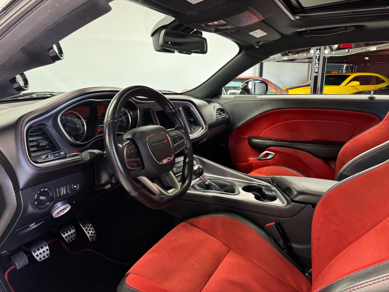 Dodge Challenger  2020