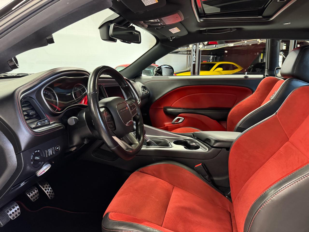 Dodge Challenger  2020