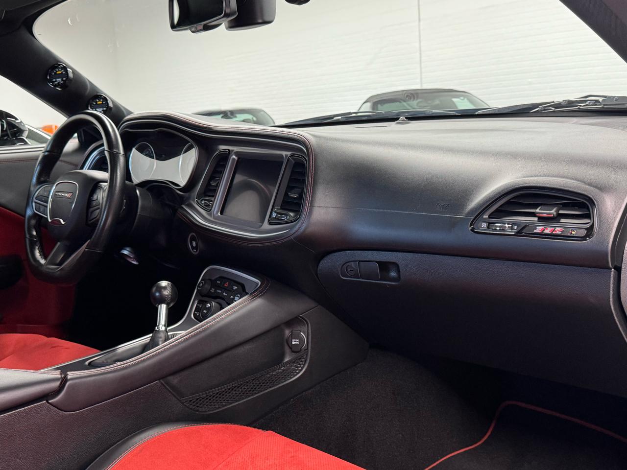 Dodge Challenger  2020