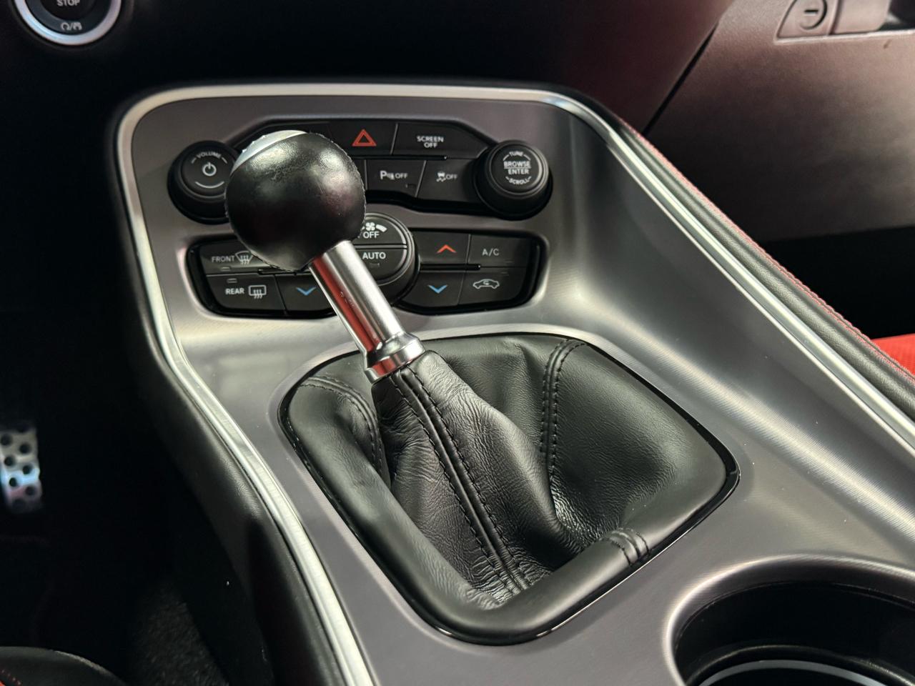 Dodge Challenger  2020