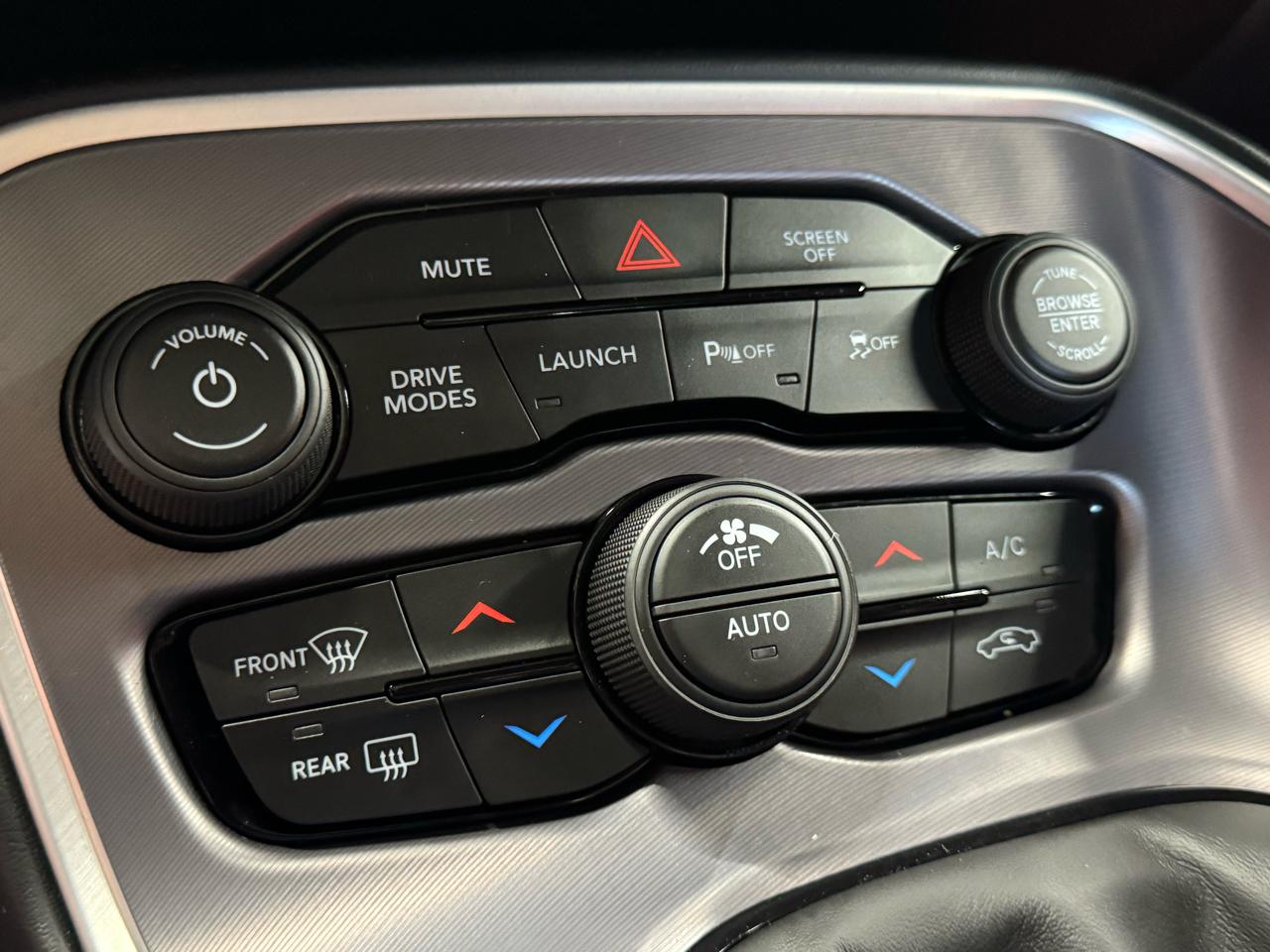 Dodge Challenger  2020