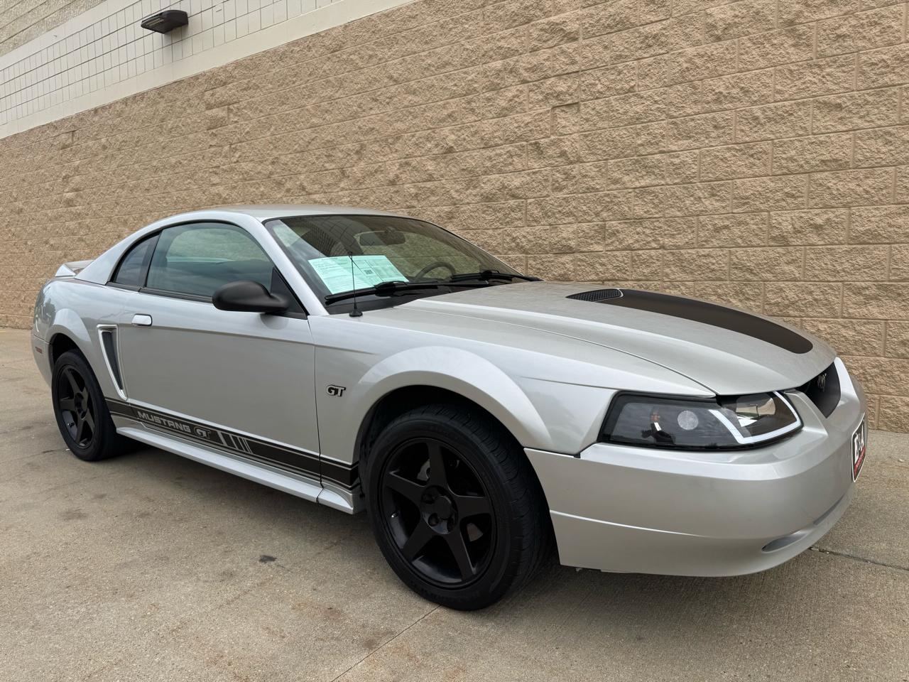 Ford Mustang GT 2000