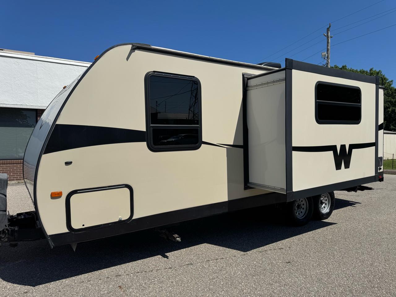 Winnebago Minnie  2016