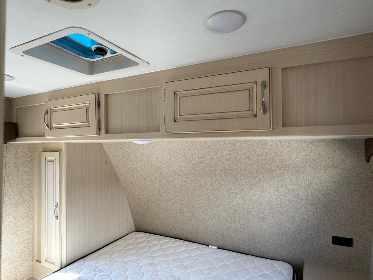 Winnebago Minnie  2016