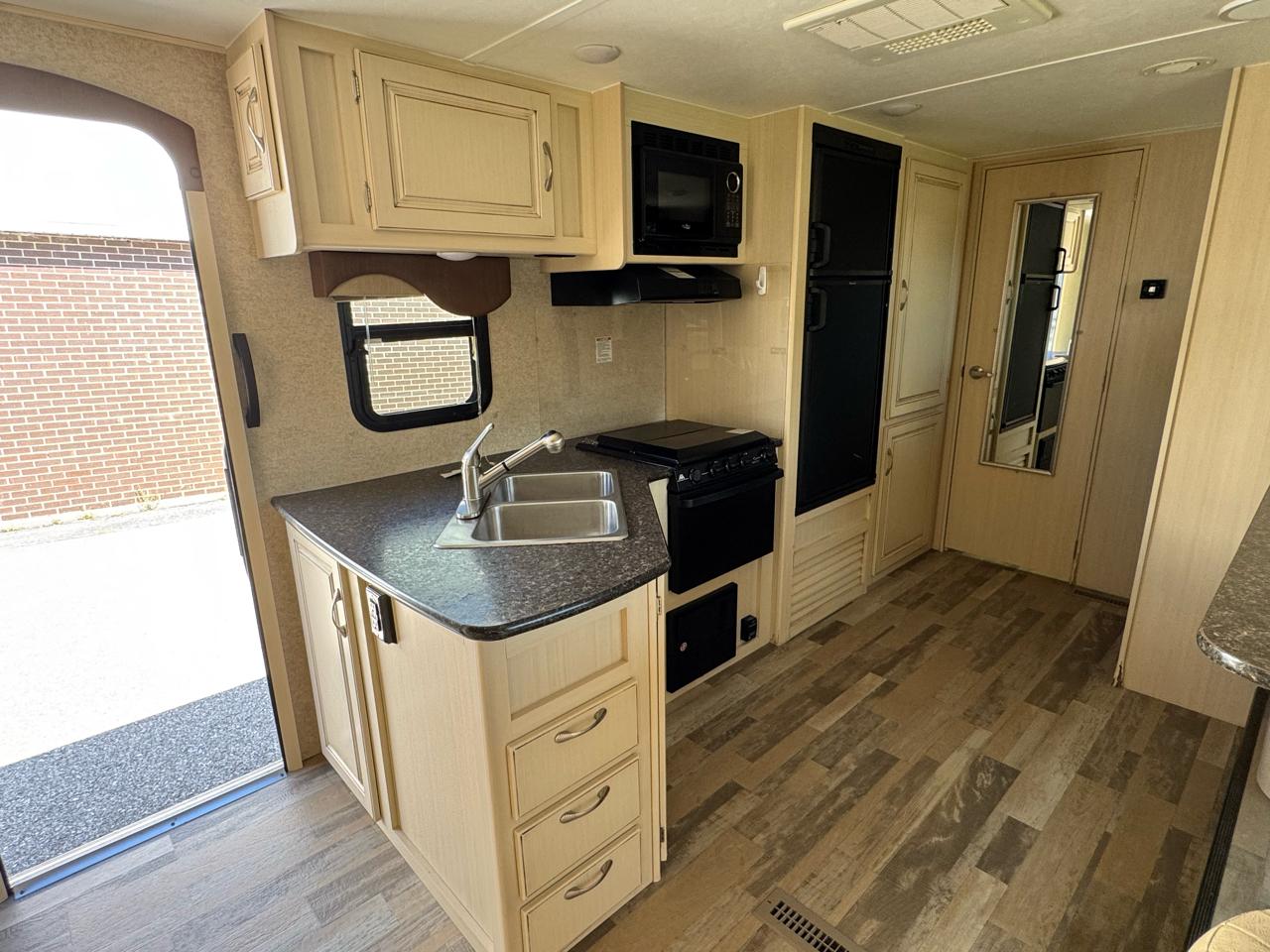 Winnebago Minnie  2016