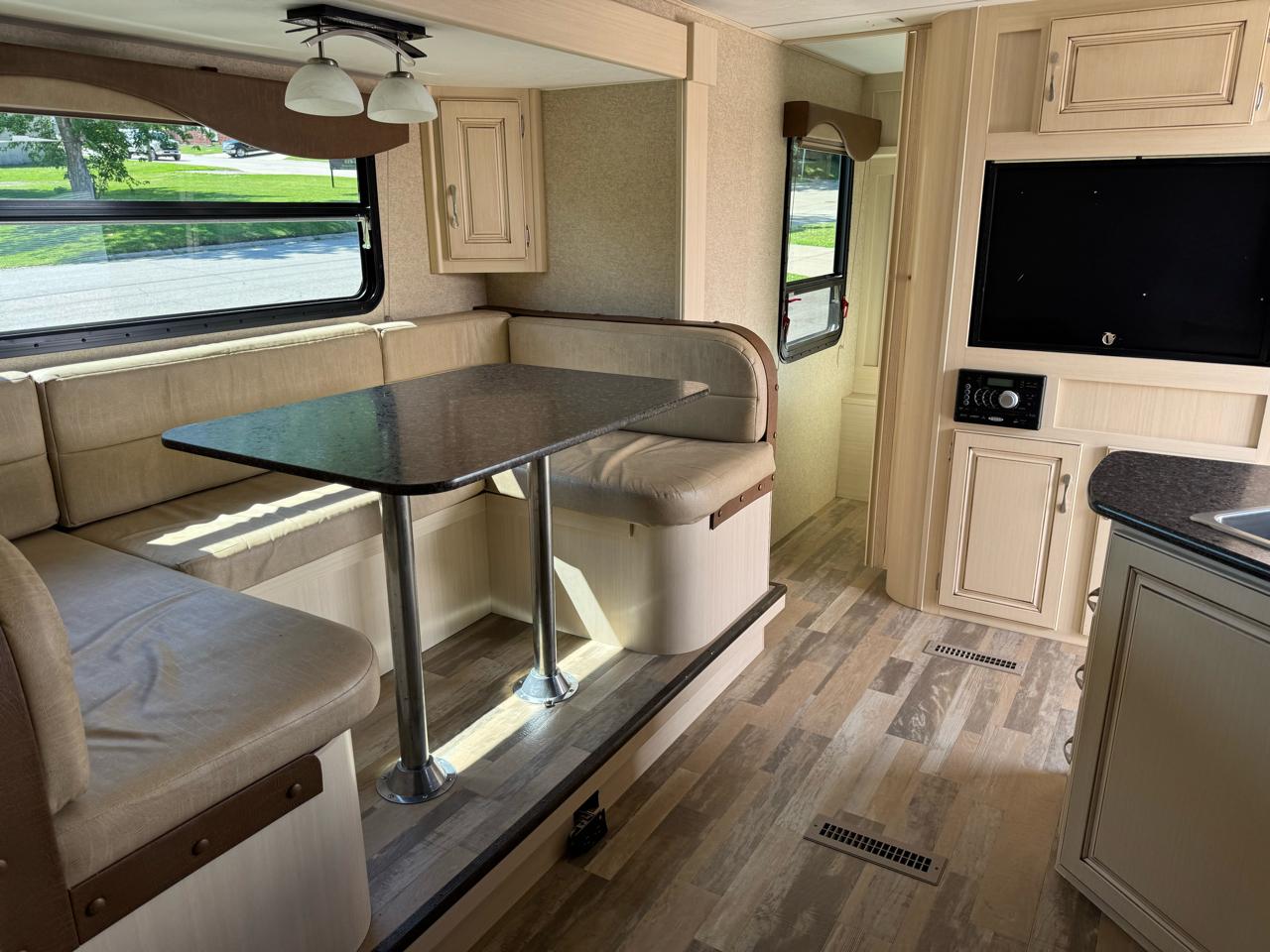 Winnebago Minnie  2016